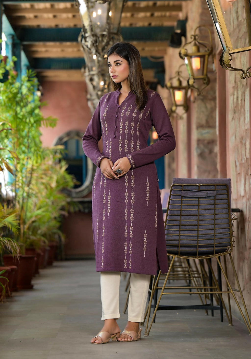 Juniper Women's Violet Ethnic Motif Printed Polycotton Kurta