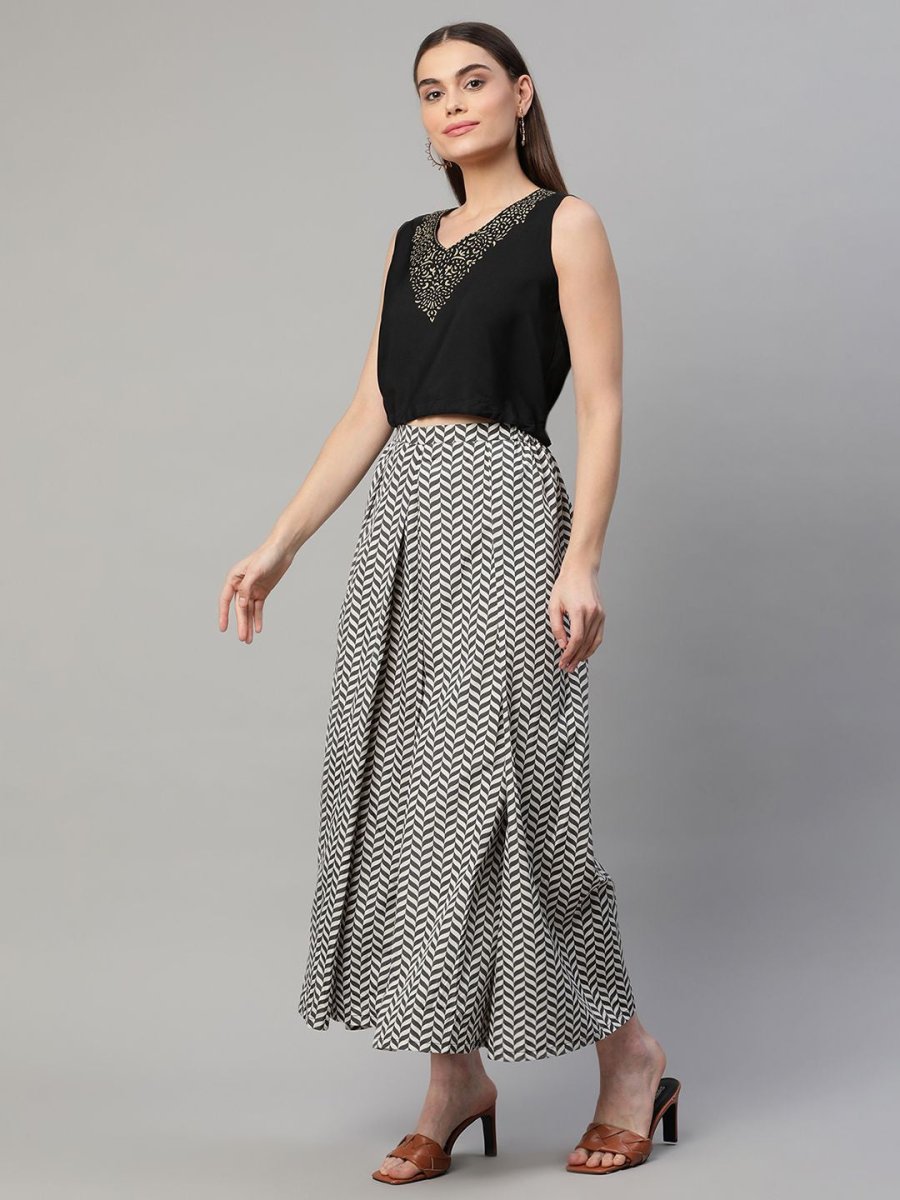 Ahalyaa Women Black Crepe Printed Top Palazzo Set