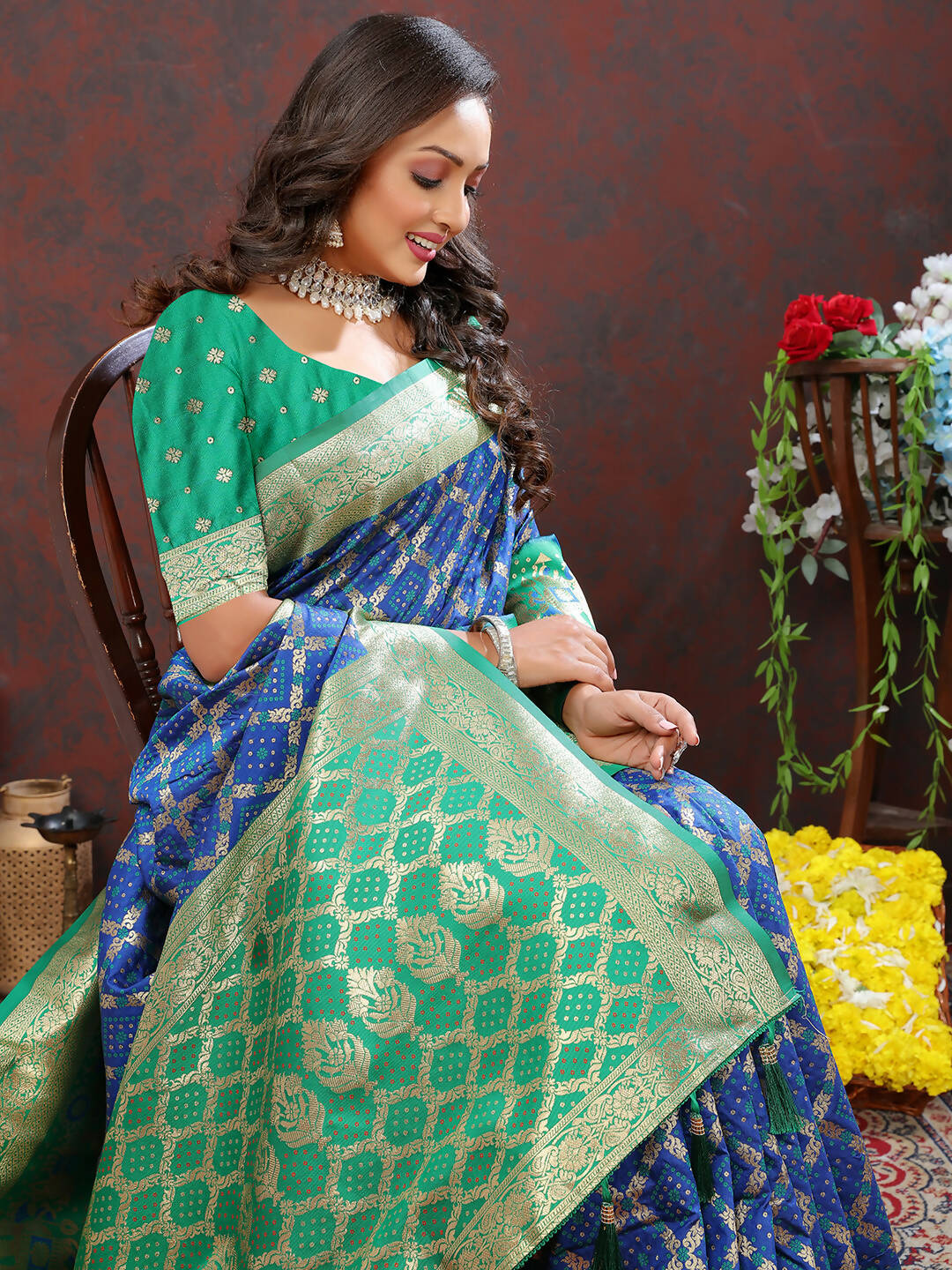 Lorenvalley Fashion Blue & Green Patola Silk Woven Design Meenakari Weaving Saree