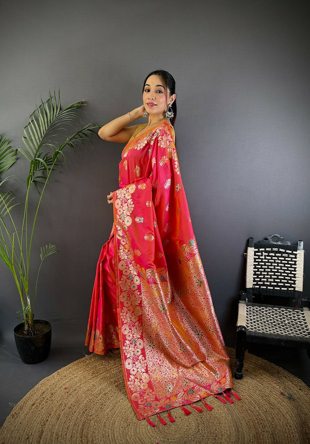 Joban Fashion Meenakari Hot Pink Woven Soft Silk Saree