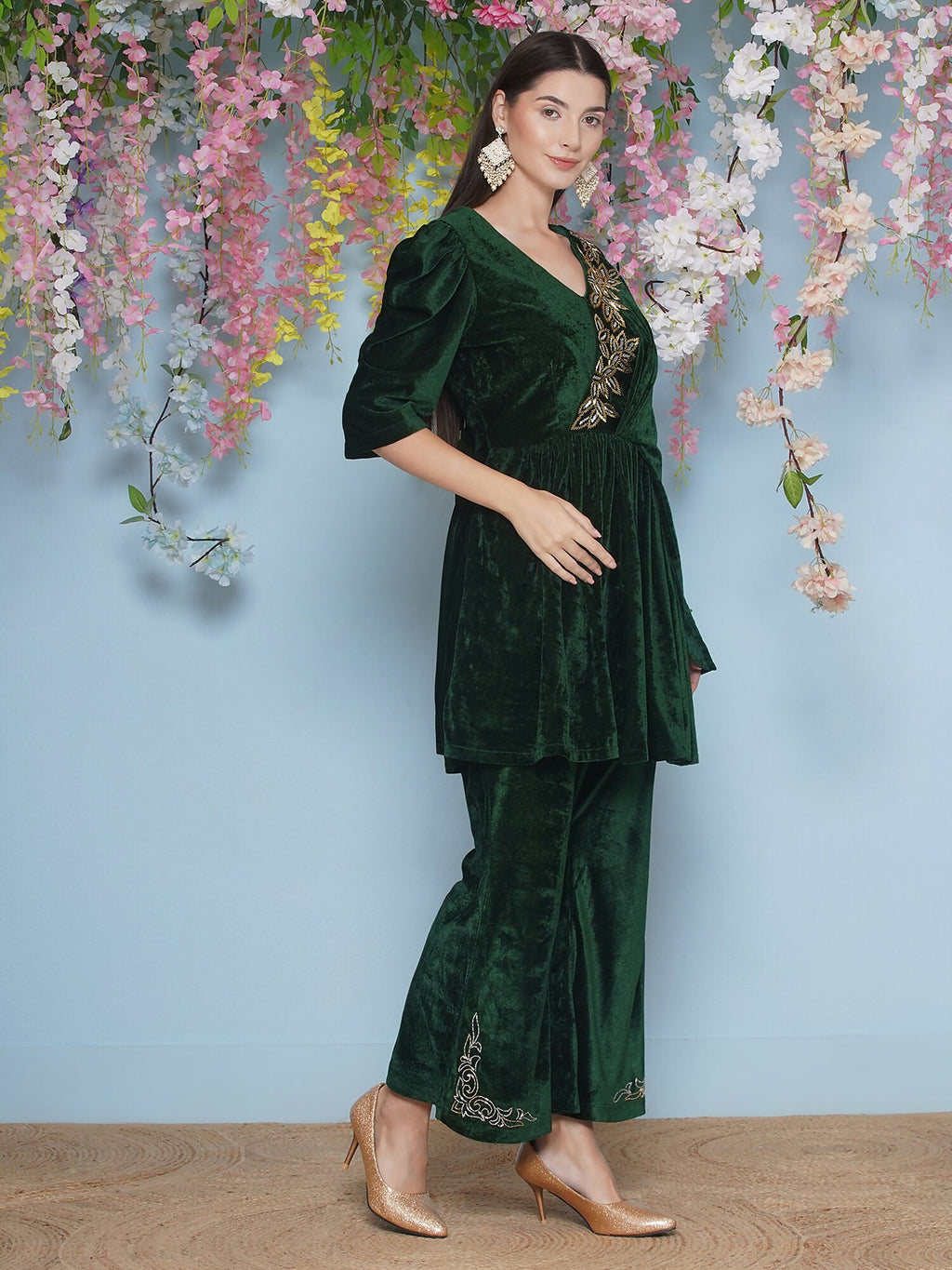 Joban Fashion Green Velvet Hand Embellished Set
