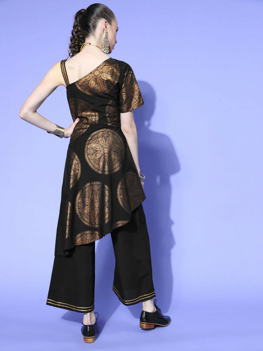 Ahalyaa Women Black Colour Crepe Printed Top Palazzo Set