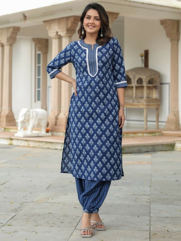Aramya Straight Soft Cotton Floral Print Women's Kurta Set - Blue