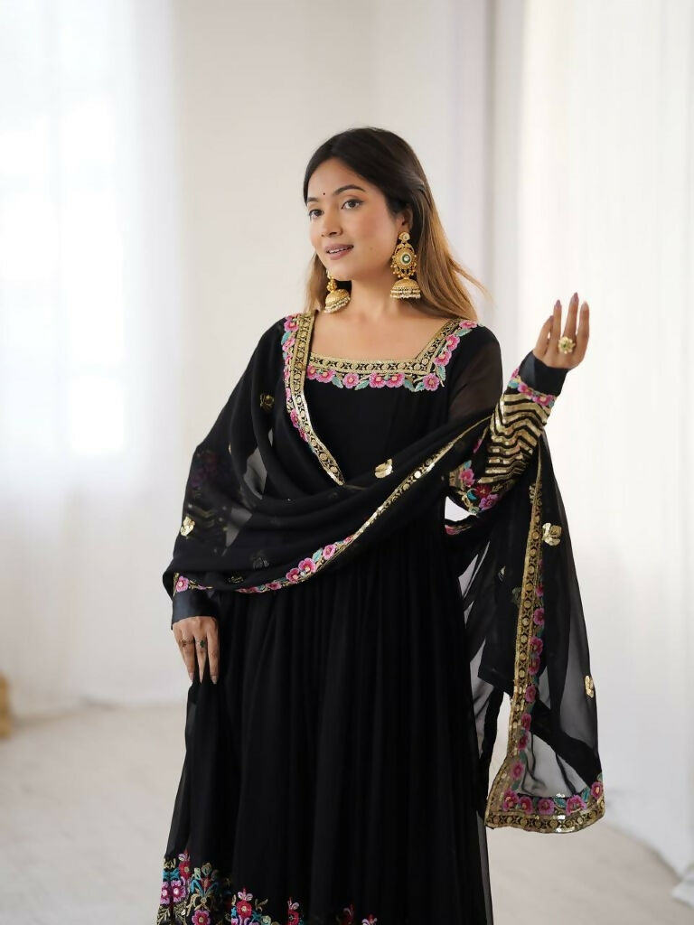 Teeya Creation Black Color Heavy Georgette Wedding Wear Embroidery Work Long Gown