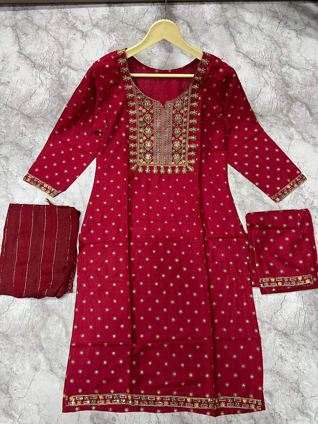 Jyoti Fashion Women's Maroon 14KG Rayon Foil Print with Embroidery Kurta Set