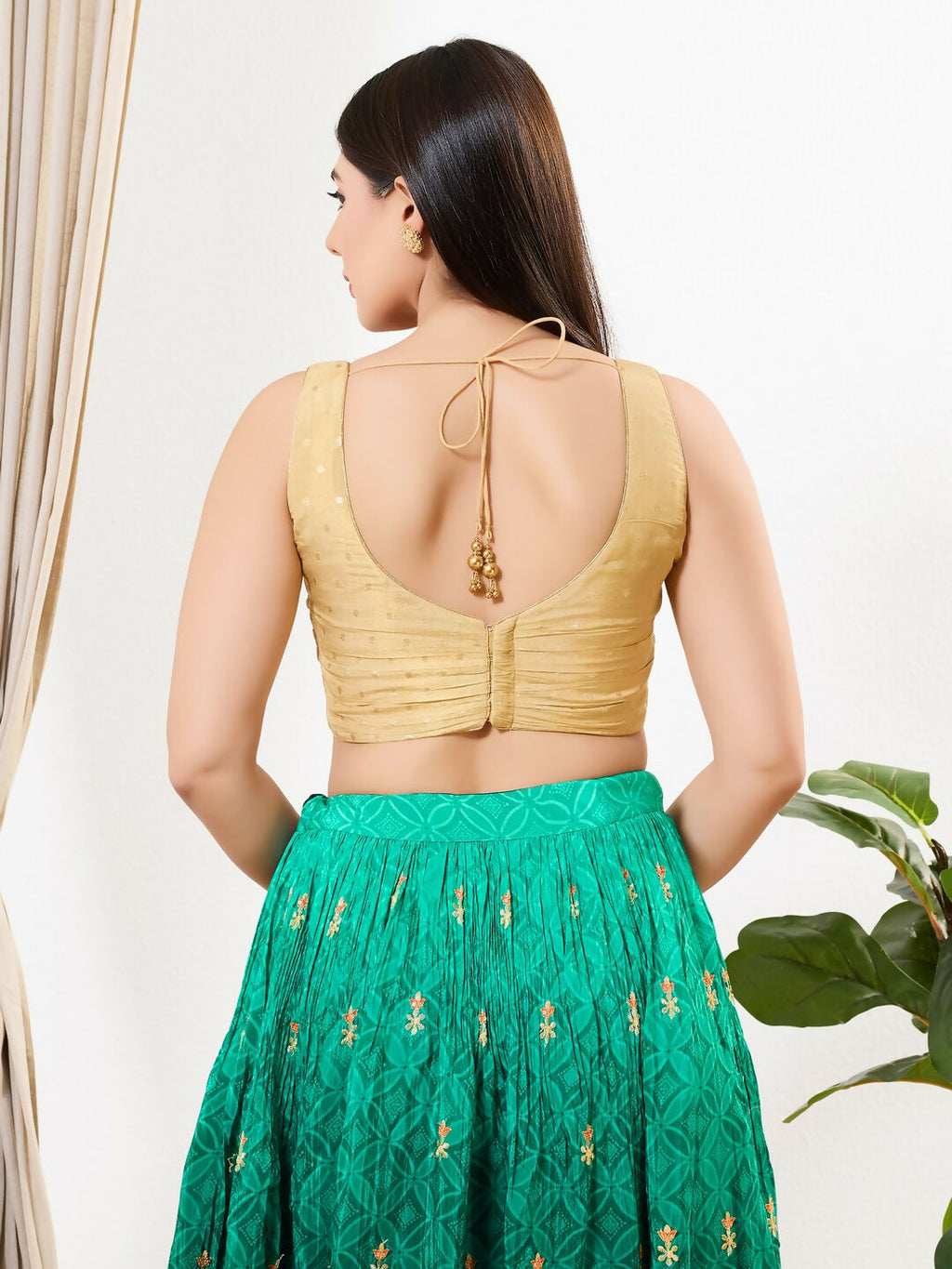 Joban Fashion Light Gold Tissue Padded Blouse With V Neck Sleeveless