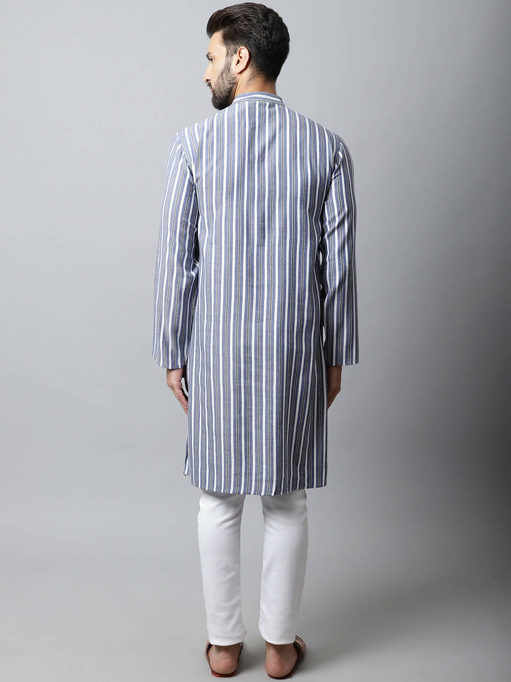 Even Apparels Blue Color Pure Cotton Men's Kurta With Band Collar (STR1168)