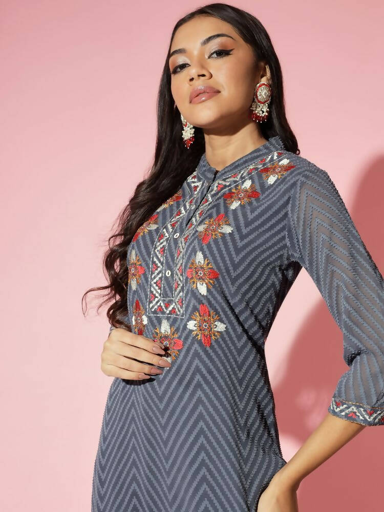 Myshka Women Grey Solid Georgette Straight V-Neck Kurtas