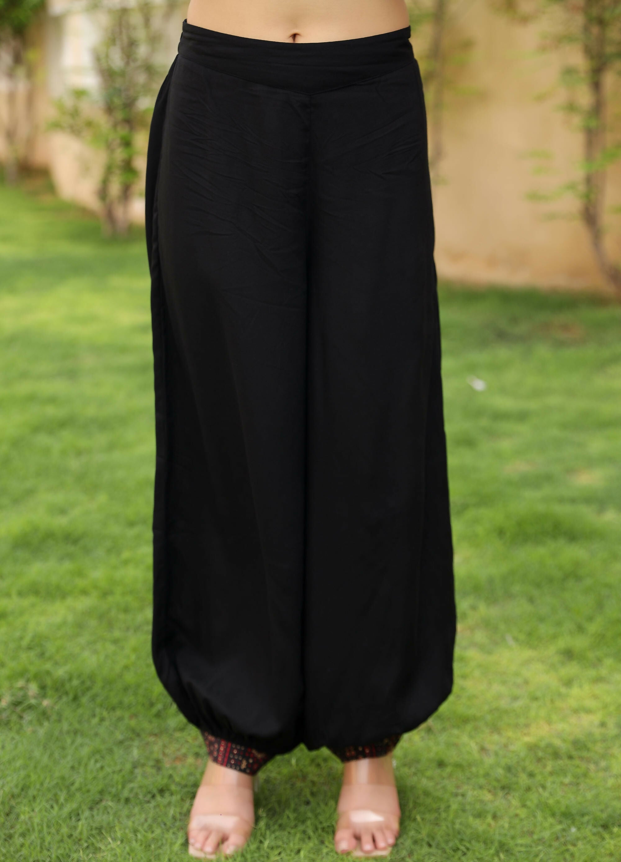 Juniper Women's The Mahautsavam Black Ethnic Motif Printed Muslin Kurta Pant And Dupatta With Thread & Mirror Work