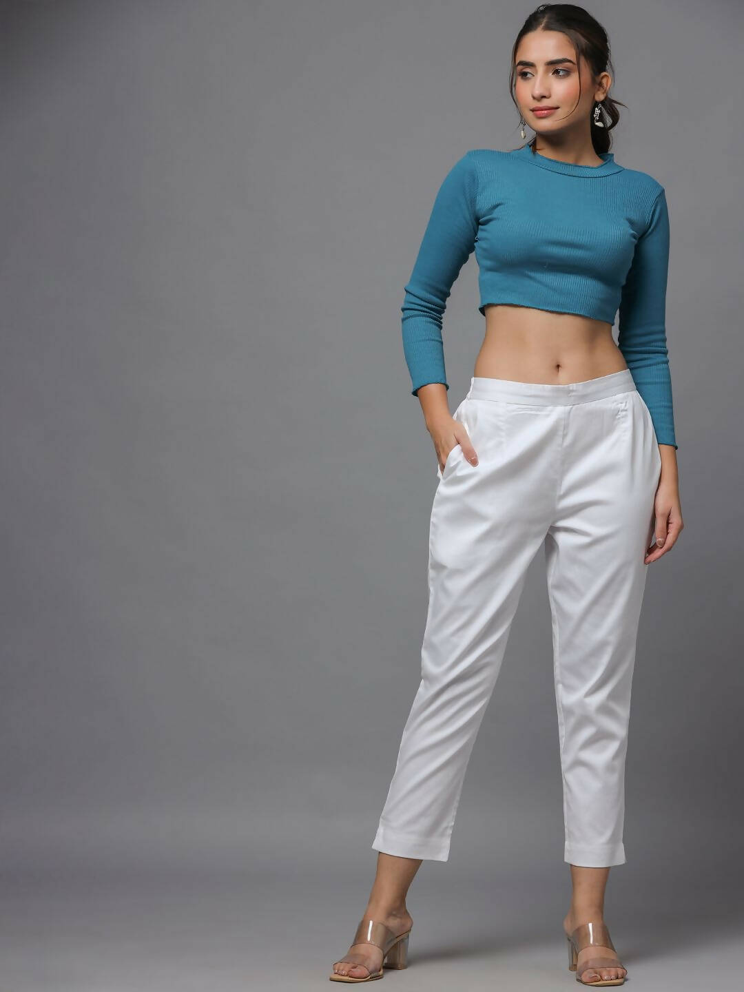 Juniper Women's White Solid Straight Slim Pant