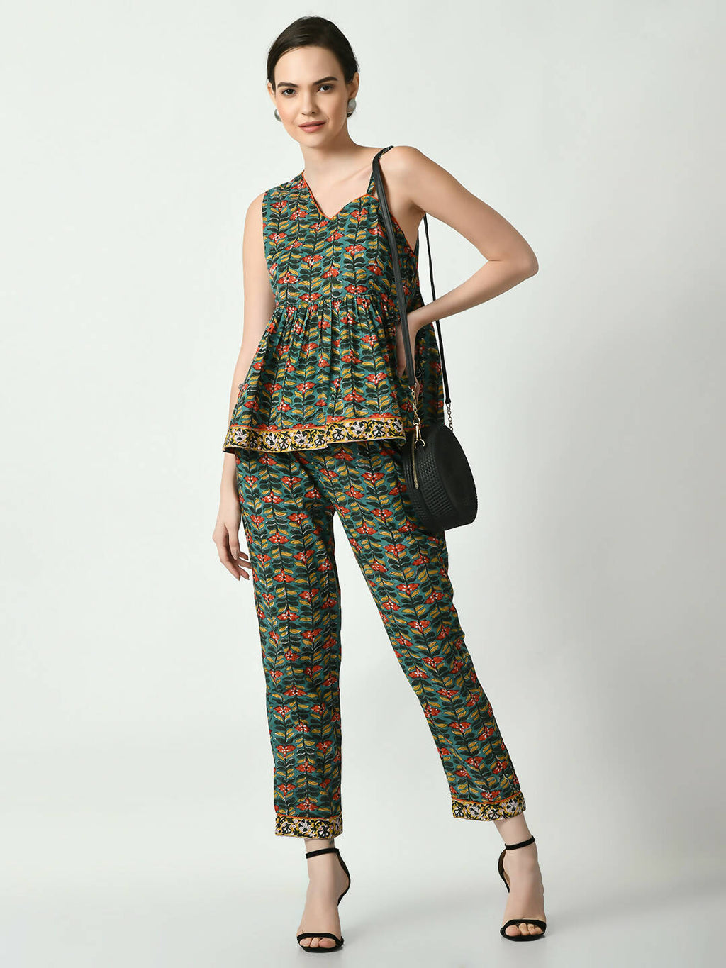 Myshka Women's Green Floral Printed Top