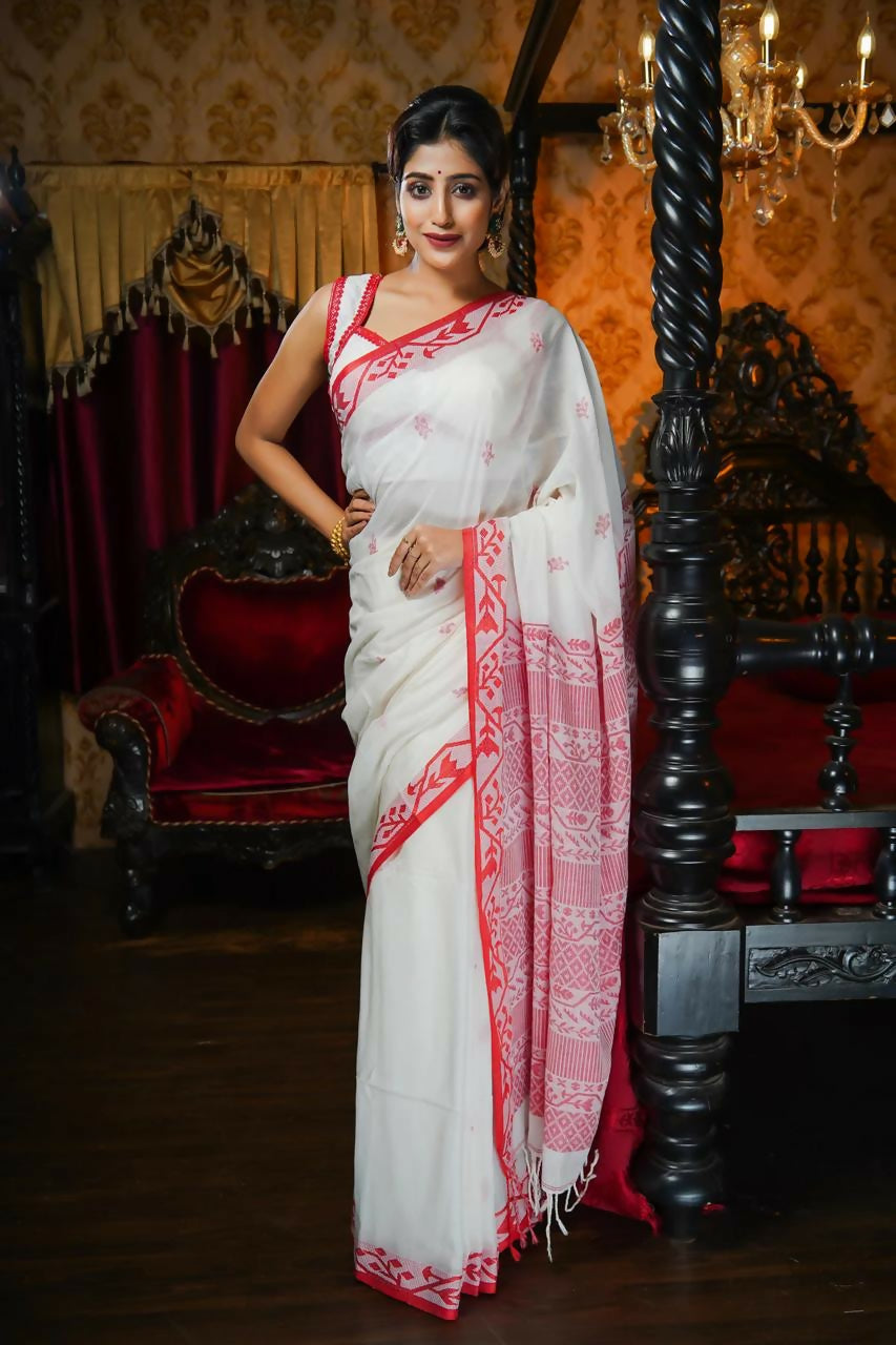 Exclusive Collection Beautiful Musrise White Pure Cotton Hand Weaving Handloom Saree With Running Blouse Piece