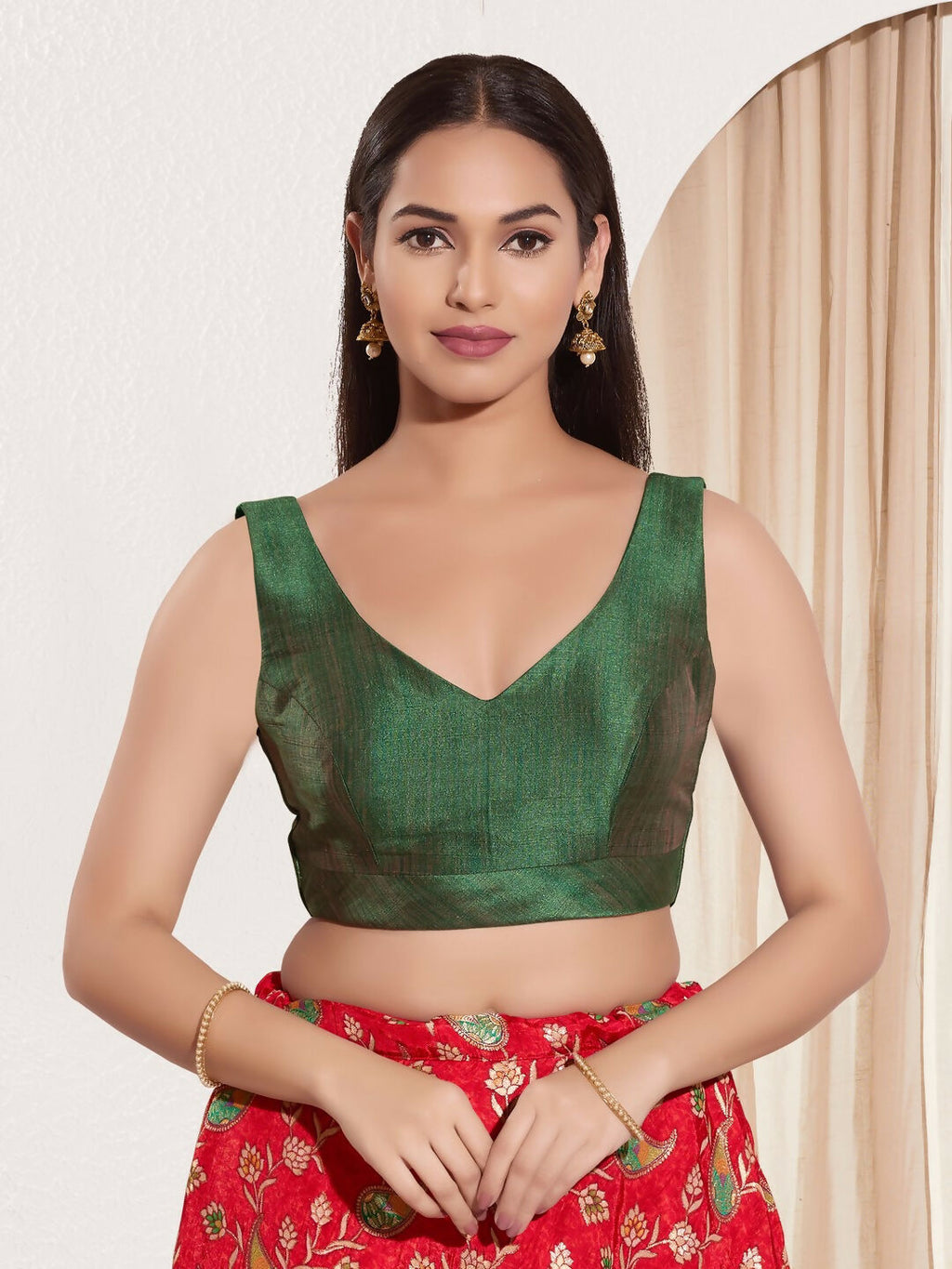 Joban Fashion Dark Green Mulberry Silk Padded Blouse With Round Neck Sleeveless