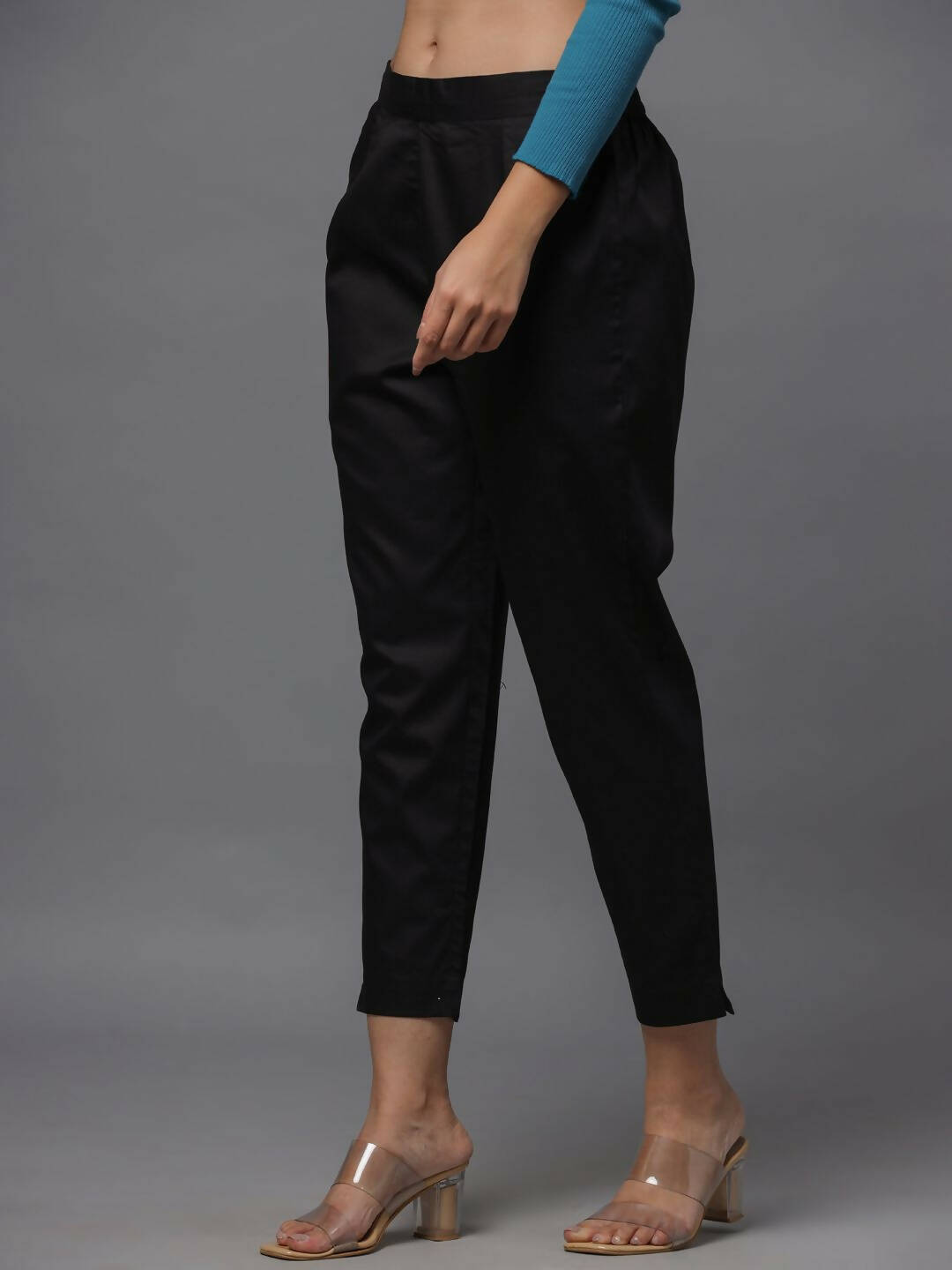 Juniper Women's Black Solid Straight Slim Pant