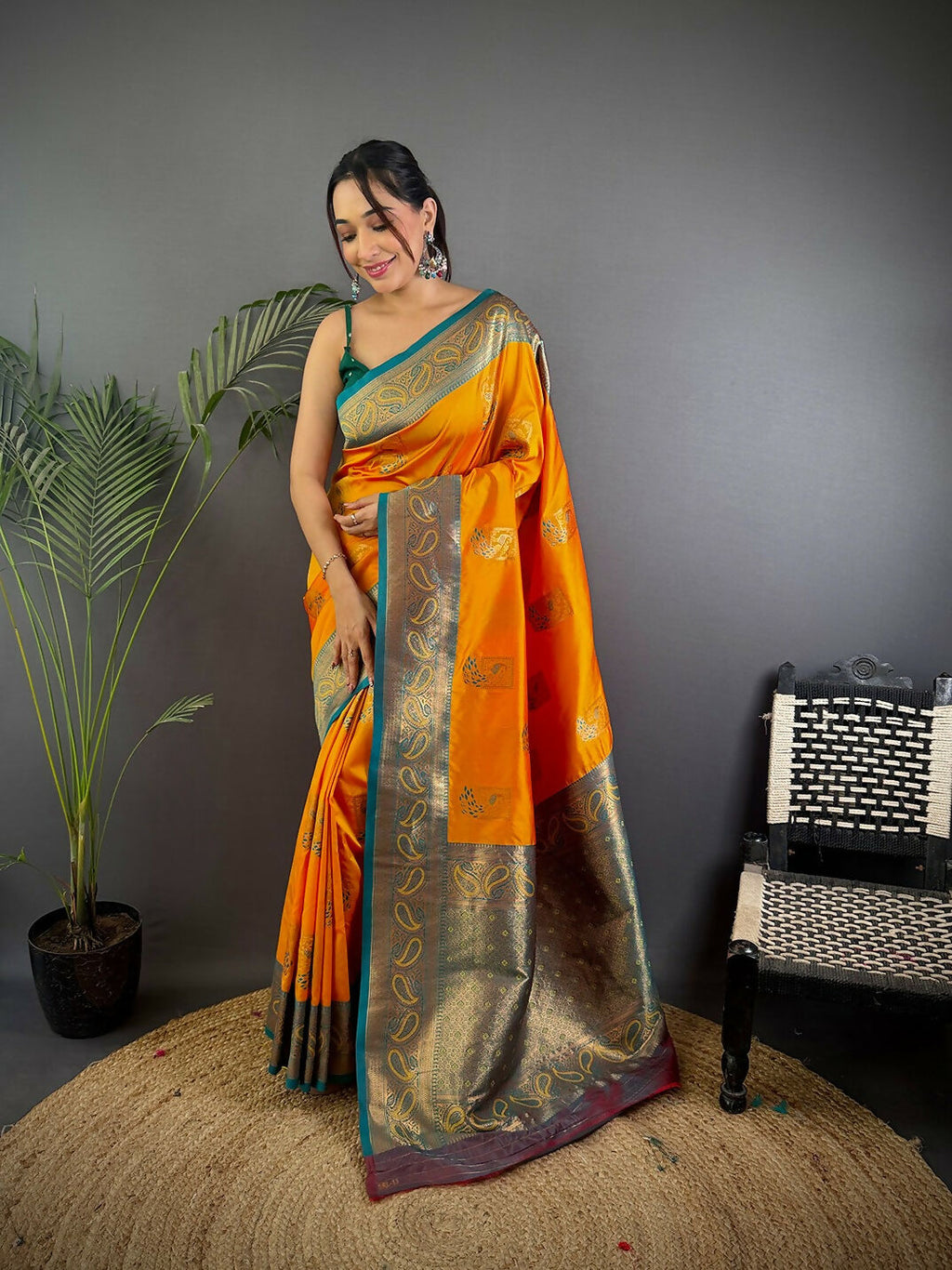 Joban Fashion Grey Peacock Banarasi Silk Sarees