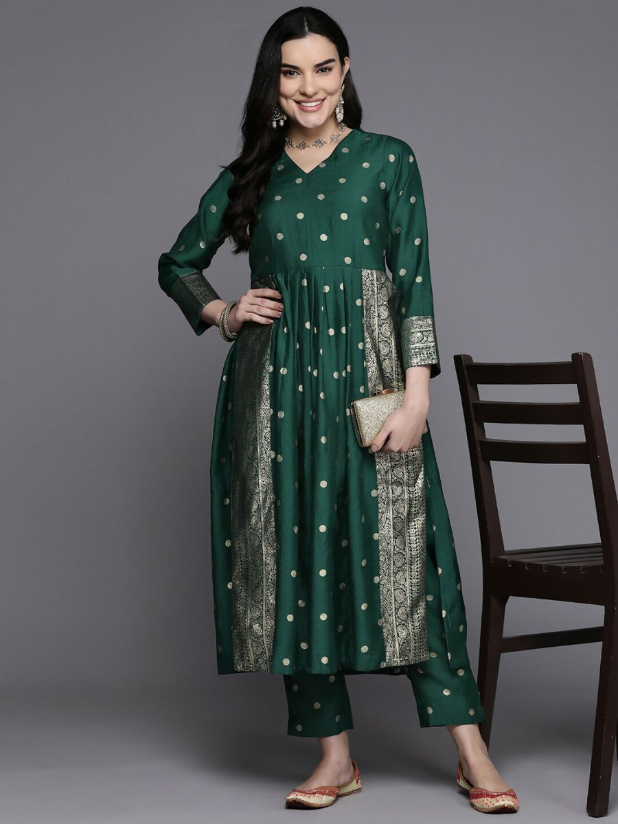 Ahalyaa Women's Traditional wear Kurta Set - Green