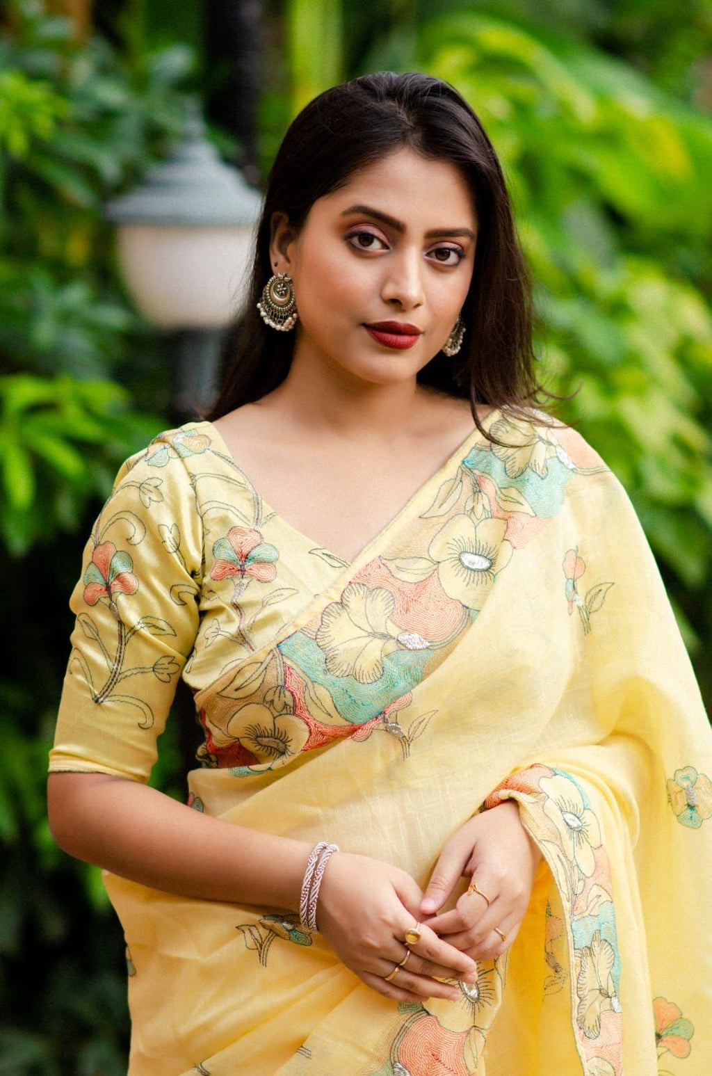 Yellow Pure Linen Ethnic Motifs Saree with Unstitched Blouse - Hiral Fashion