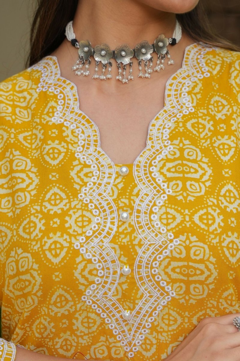 Aramya Straight Soft Cotton Geometric Print Women's Kurta - Yellow