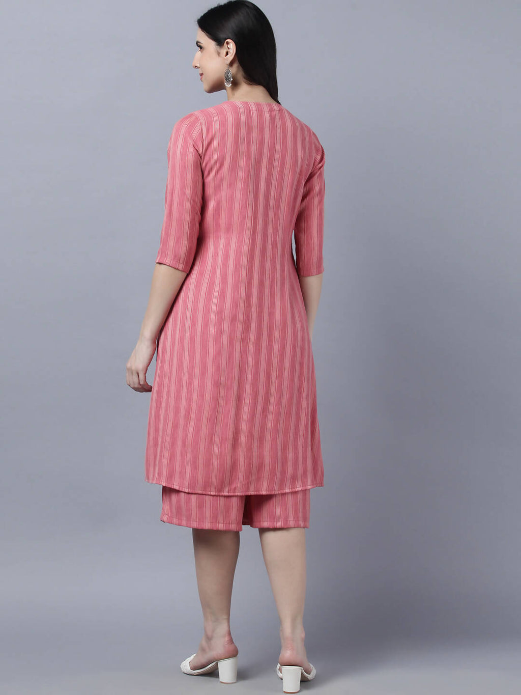 Myshka Stylish Pink Cotton 3/4 Sleeve Women's Kurta Palazzo Set