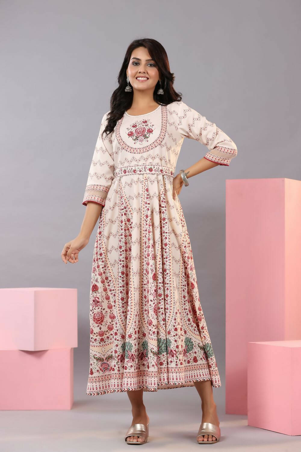 Juniper Women Ecru Rayon Floral Printed Kurta and Dupatta Set