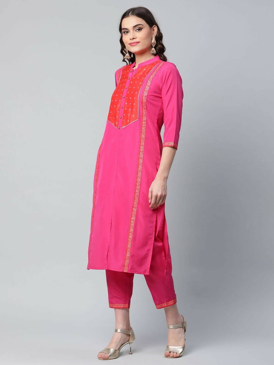 Ahalyaa Womens Pink Crepe Printed Kurta Pant Set