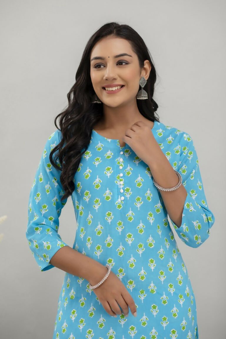 Alvano Printed Straight Kurta for Women and Girls Rayon (Lightblue)