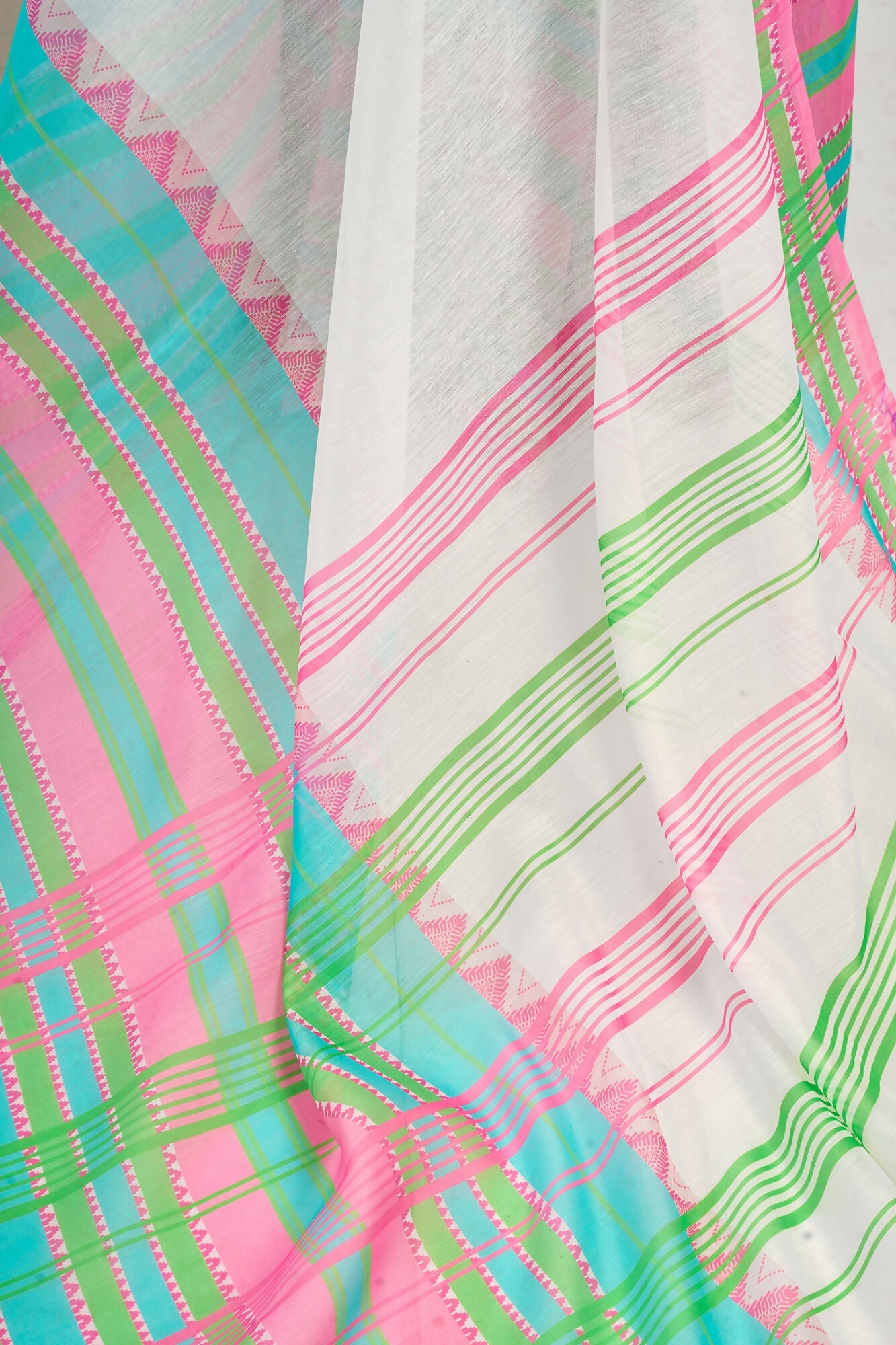 Vastranavya Multicolor Digital Printed Linen Ready To Wear Designer Saree with Unstitched Blouse