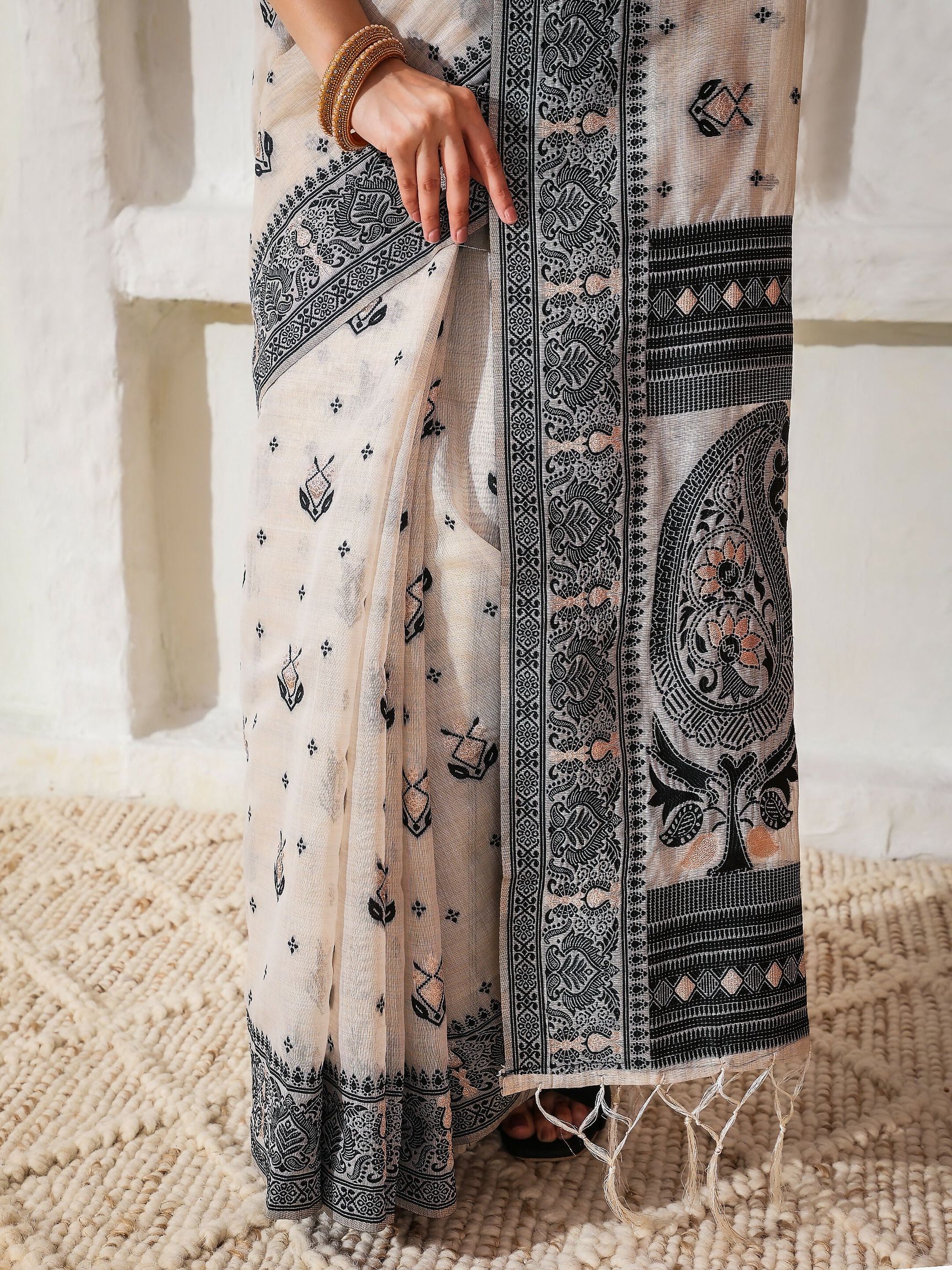 Shree Shyam Fashion Linen Cotton Black & Cream Saree