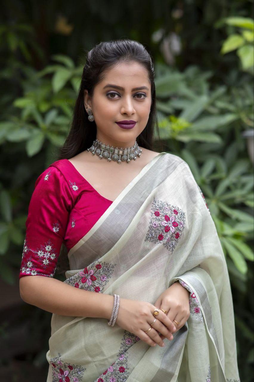 Green Pure Linen Ethnic Motifs Saree with Unstitched Blouse - Hiral Fashion