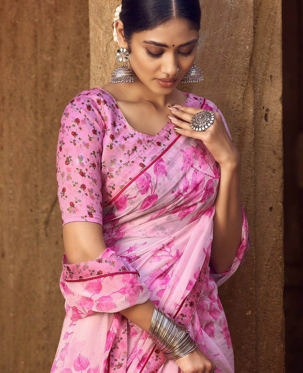 Light Pink Silver Chiffon Printed Saree With Unstitched Blouse Piece - Jyoti
