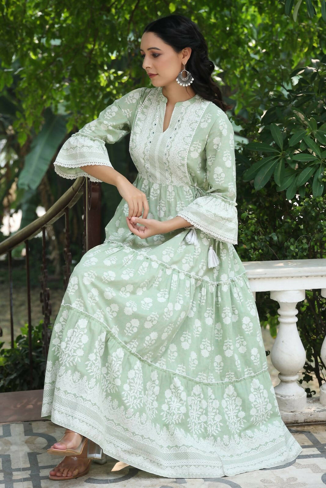 Juniper Women's Green Cambric Floral Printed Maxi Tiered Dress