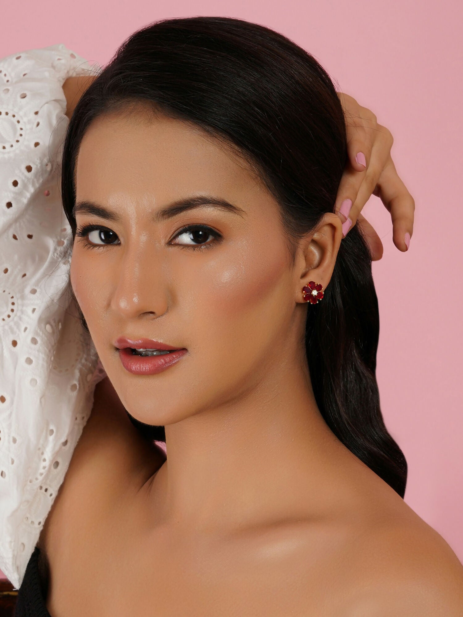 stone stud (Red) - Ruby Raang