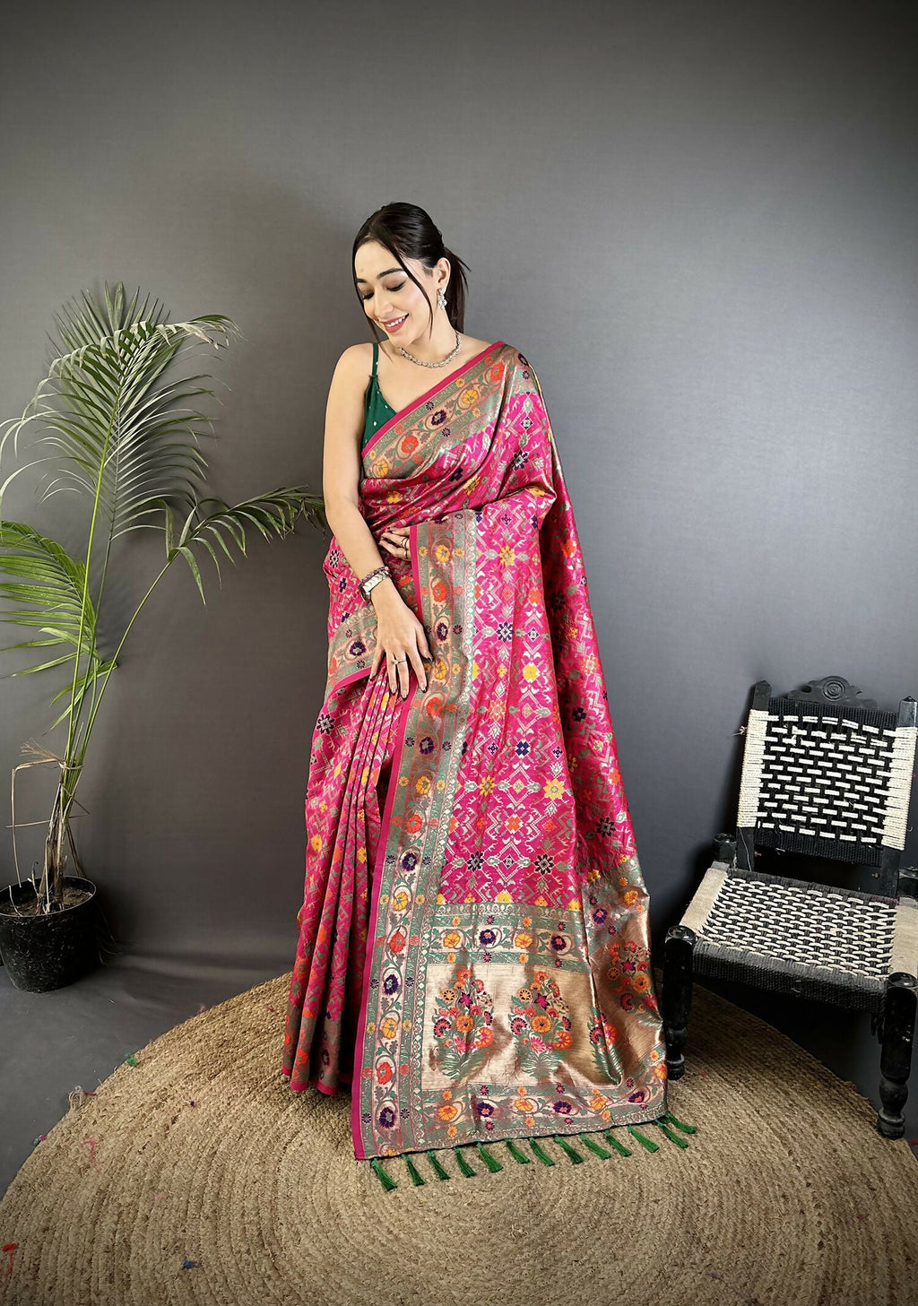 Joban Fashion Hot Pink Banarasi Soft Silk Woven Saree