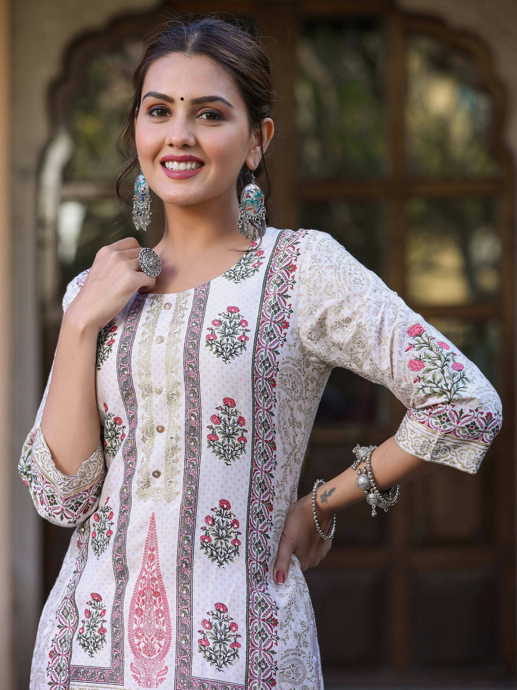 Juniper Women's Pink Viscose Shantoon Festive Printed Straight Kurta