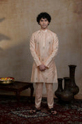 Semi Pattu Peach Ananta Kurta Set By Hilo Design