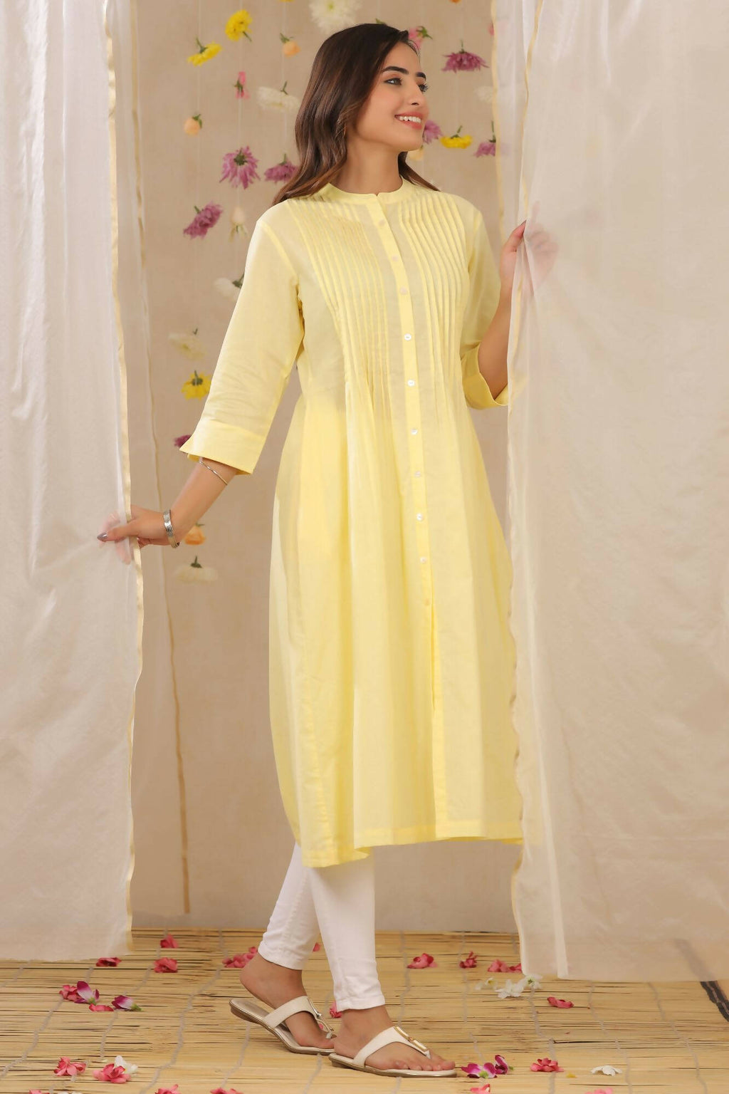 Juniper Women Limeyellow Cambric Solid A-Line Kurta