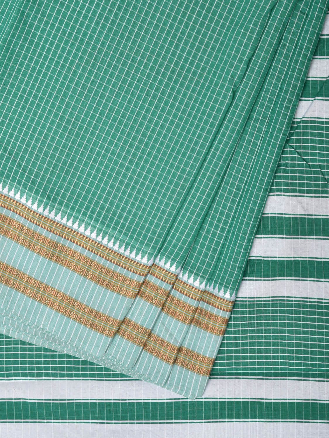 Light Green Bamboo Cotton Saree with Checks Design No Blouse - Global Threads