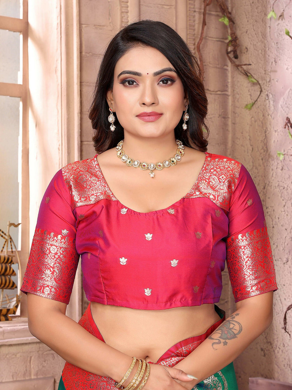 Joban Fashion Green Banarasi Soft Silk Woven Saree