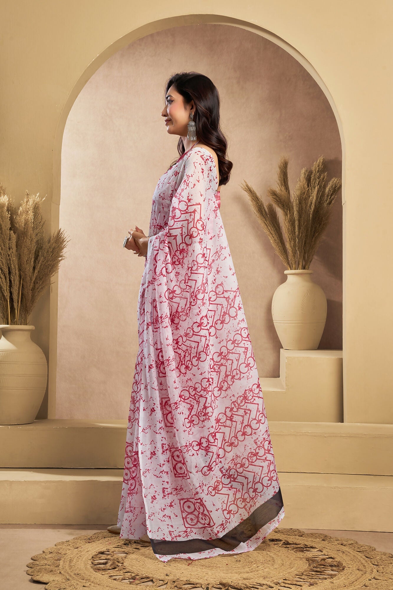 Vastranavya White Red Digital Printed Linen Ready To Wear Designer Saree with Unstitched Blouse