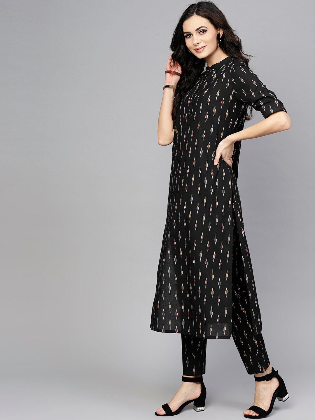 Antaran Black Pure Cotton Printed Kurta Pant Set