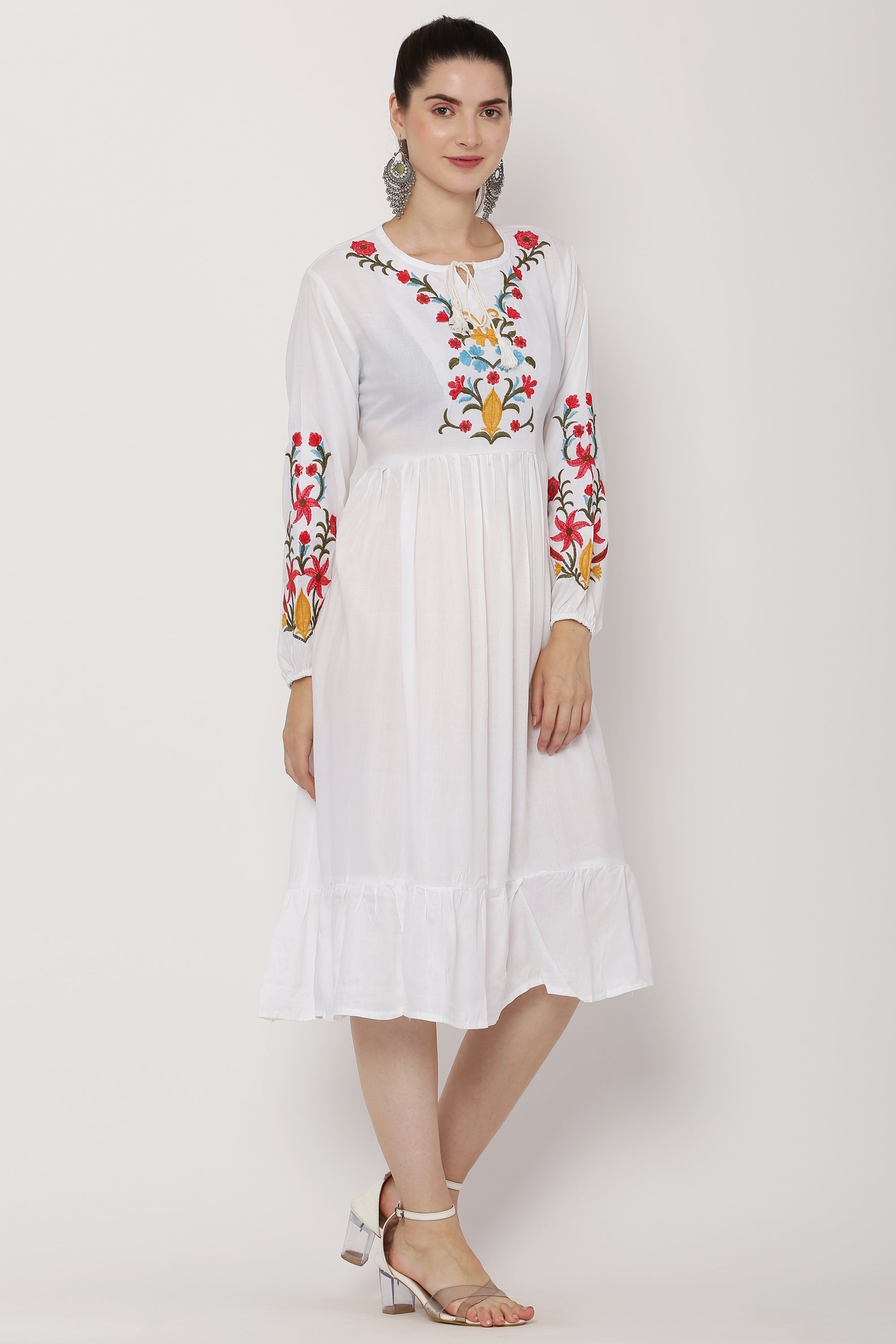 PAVONINE White Color Flower Embroidery Dress For Women