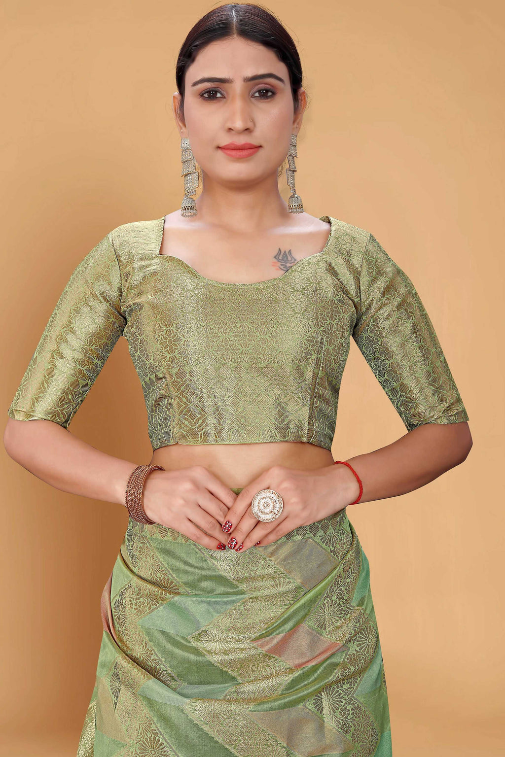 Green Soft Organza Woven Design Saree With Unstitched Blouse Piece - Zaara