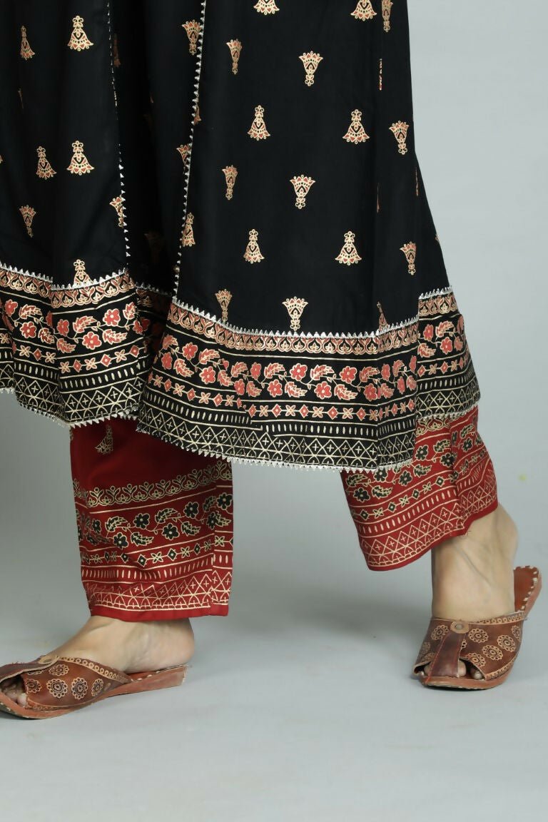 Alvano Alvano Women's Stylish Rayon Anarkali Kurta with Pant and Dupatta Set