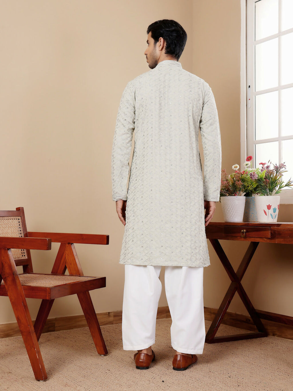 Pestel Green Linen Designer Embroidery Work Men's Rajwadi Kurta Set - Mahotsav