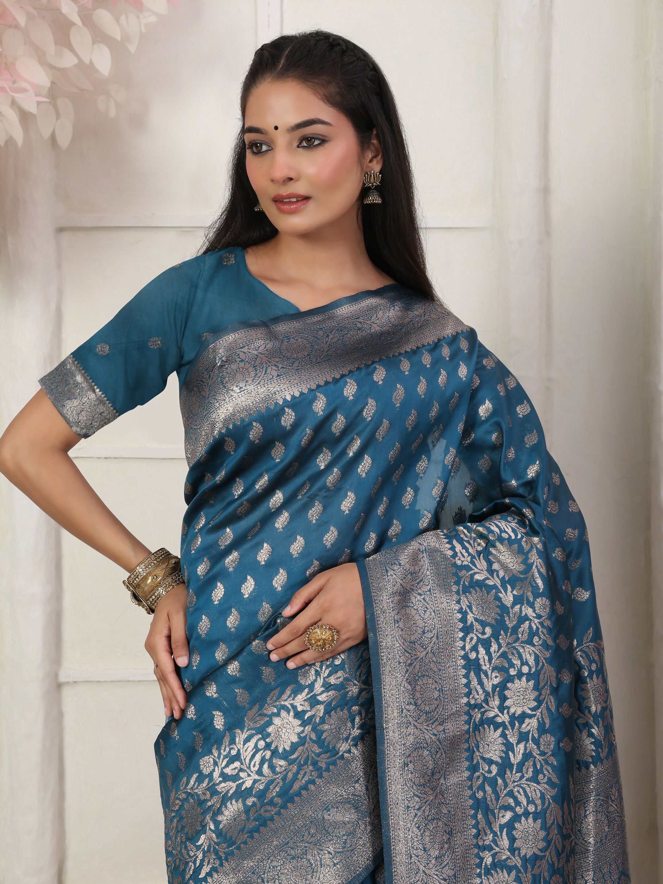 Shree Shyam Fashion Lichi Silk Light Pink Saree
