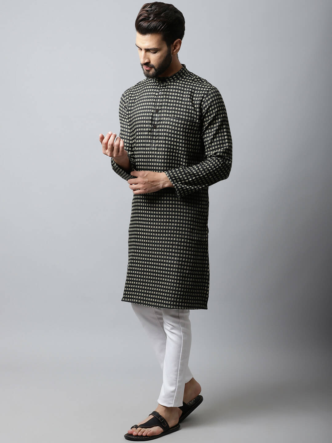 Even Apparels Brown Color Pure Cotton Men's Kurta With Band Collar (CHK1185)