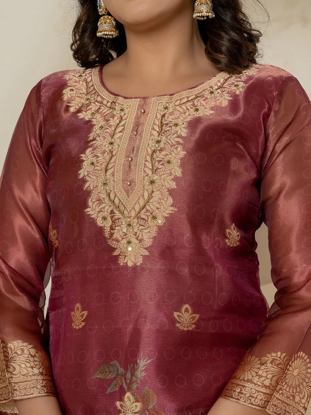 Yufta Maroon Tissue Kurta Dupatta Pant Set