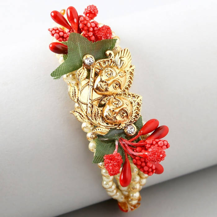 Krishna Charming Rakhi & Kaju Rolls Box