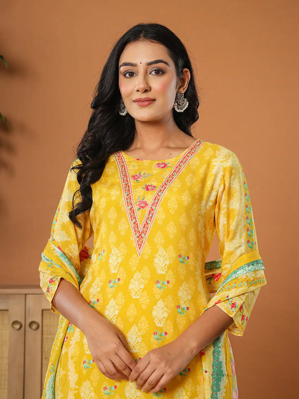 Yufta Muslin Mustard Hand_Embroidery Kurta Dupatta Pant Set