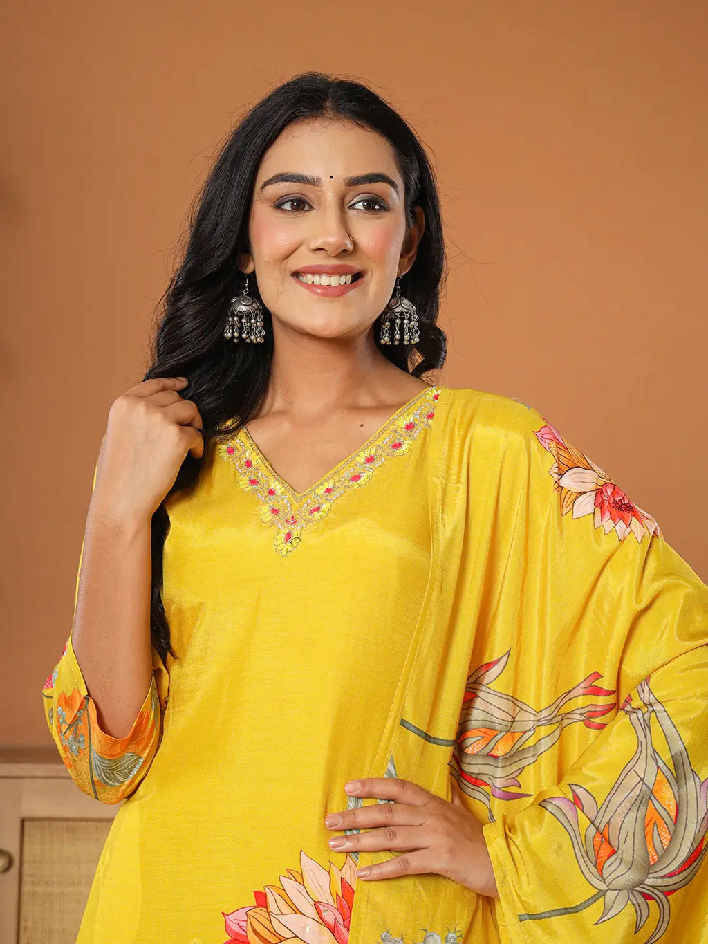 Yufta Mustard Muslin Hand_Embroidery V-Neck Kurta Dupatta Pant Set